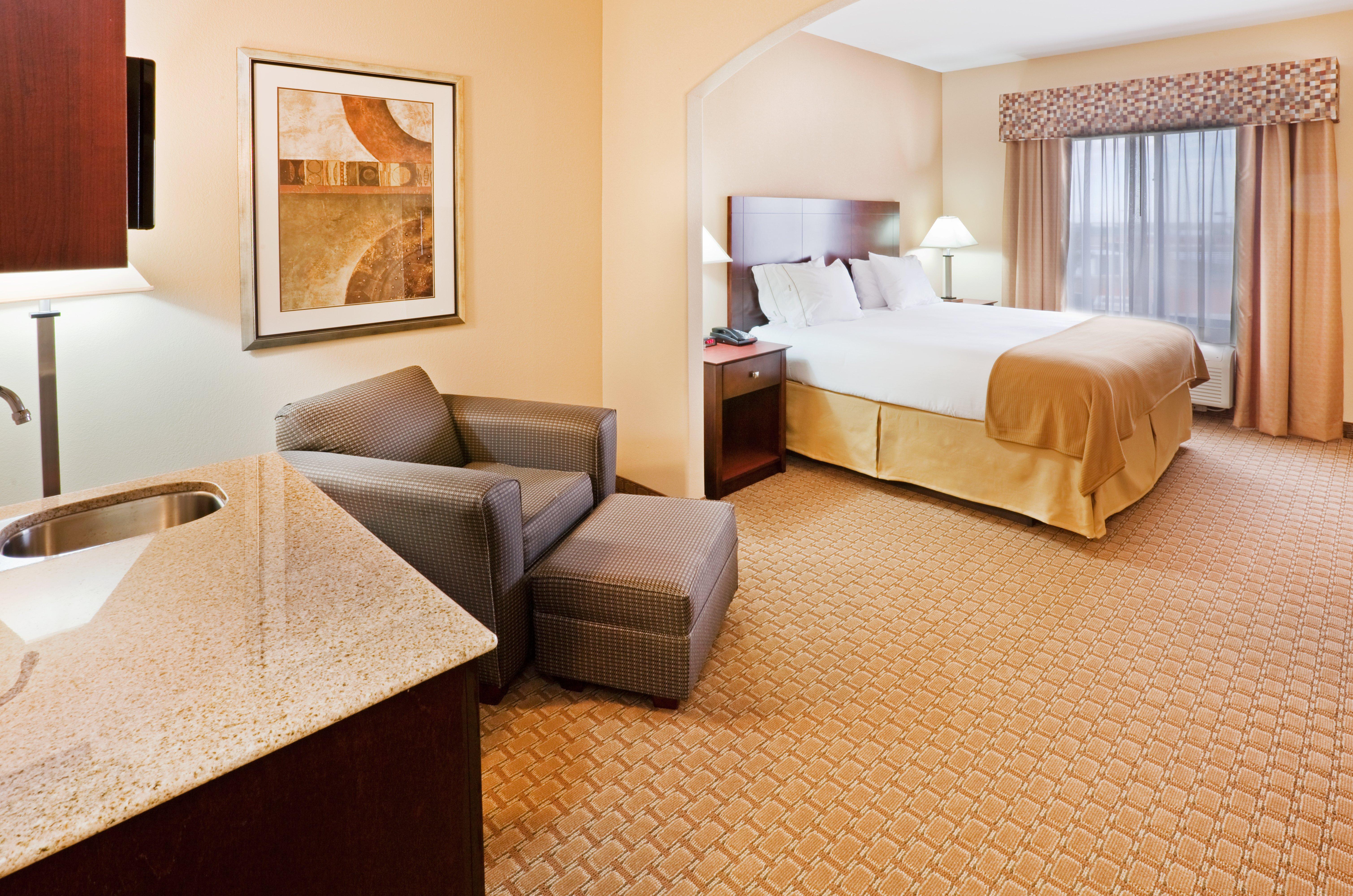 Holiday Inn Express Guymon By Ihg Exterior photo
