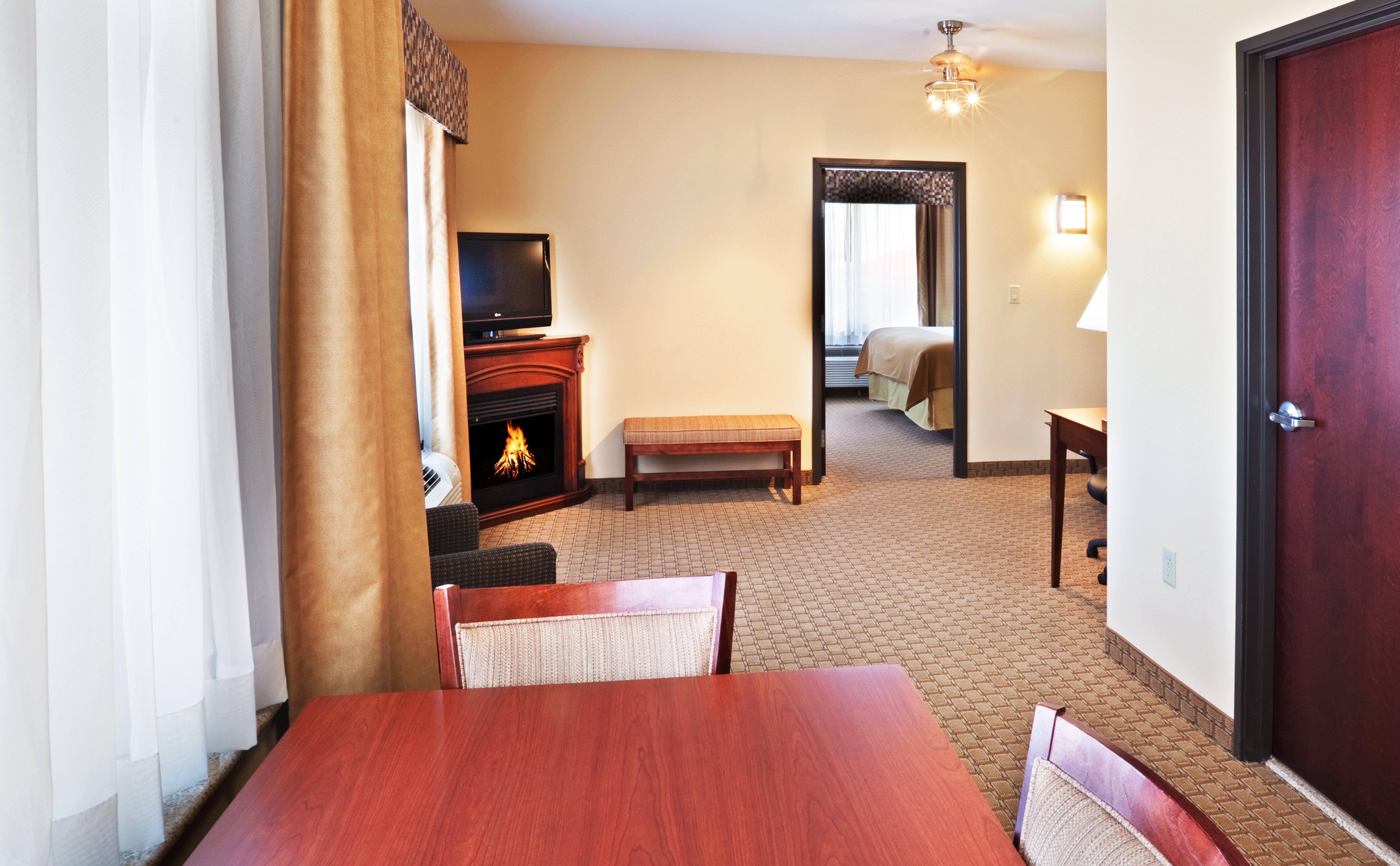 Holiday Inn Express Guymon By Ihg Exterior photo