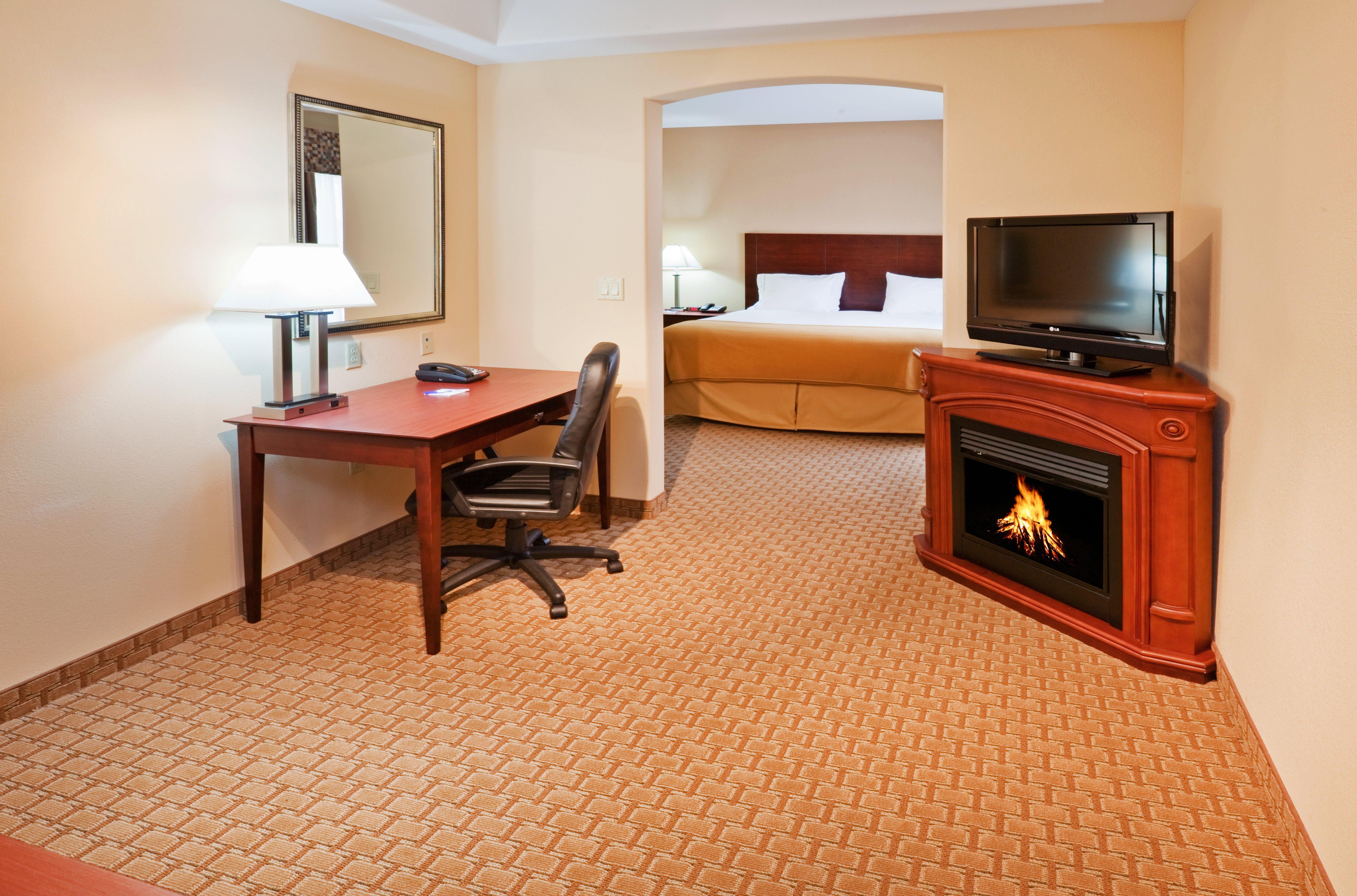Holiday Inn Express Guymon By Ihg Exterior photo